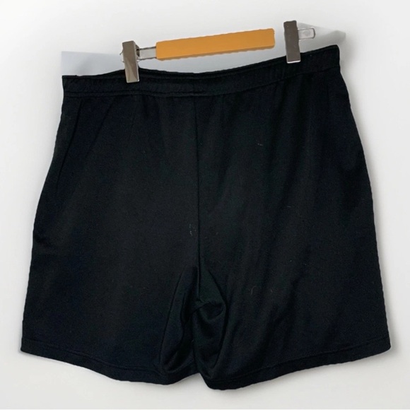 New Balance Womens White Stripe Black Shorts Activewear Size M Comfort Fit - Picture 2 of 7